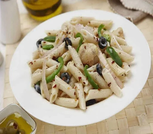 White Sauce Penne Pasta - Veg