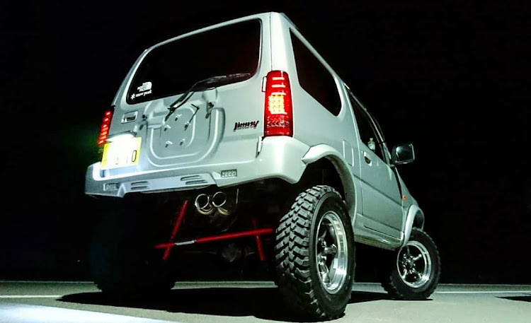 ジムニーのジムニー・ジムニーJB23・ドライブ・洗車に関するカスタム事例の投稿画像1枚目