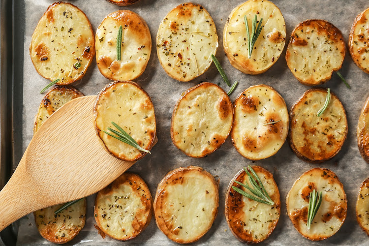 You can flavour your homemade chips with mixed herbs, finely grated parmesan, toasted sesame seeds or even crushed nori (dried seaweed).