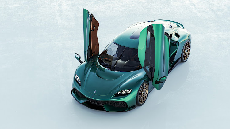 The new Koenigsegg Gemera is ready to scorch the tarmac with four passengers on board, thanks to a 1,700kW-plus output.