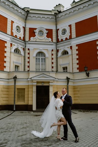 Fotografo di matrimoni Sasha Vesna (sashavesna). Foto del 28 settembre 2021