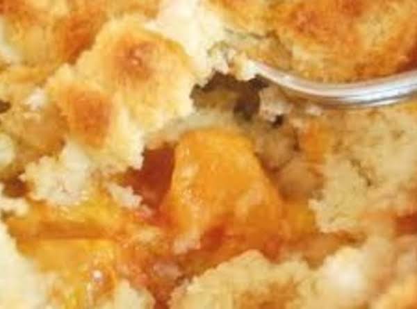 Easy Fruit Cobbler_image