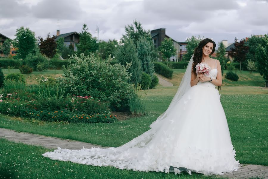 Wedding photographer Katya Mukhina (lama). Photo of 9 April 2017