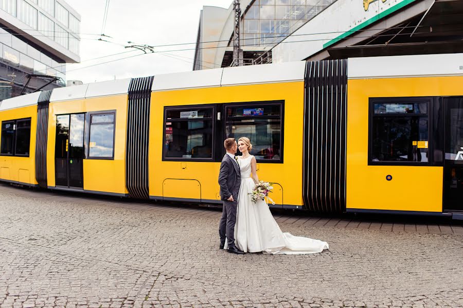 Vestuvių fotografas Evgeniy Merkulov (paparazzi48). Nuotrauka 2019 rugsėjo 19
