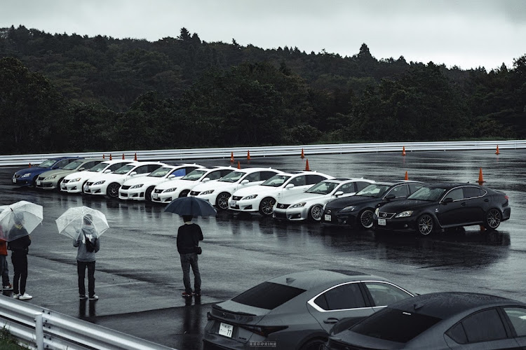 IS FのLEXUS ALLISMT2024・ISF・HNT会・売ります・フルエキに関するカスタム事例の投稿画像6枚目