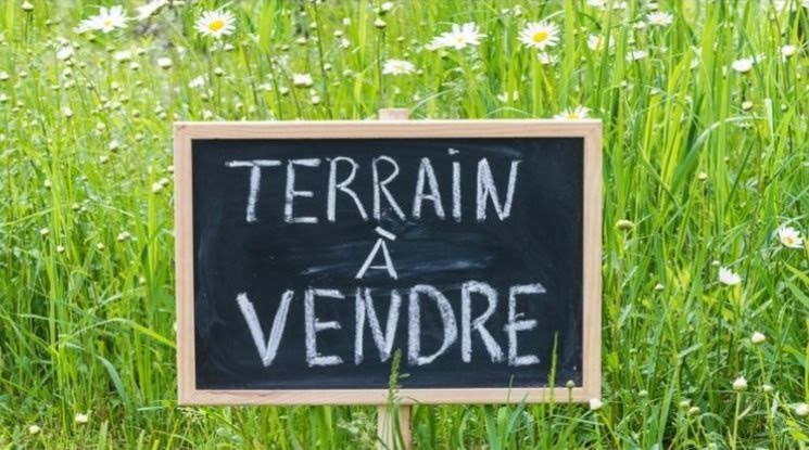 Vente terrain  700 m² à Vitry-le-François (51300), 33 840 €