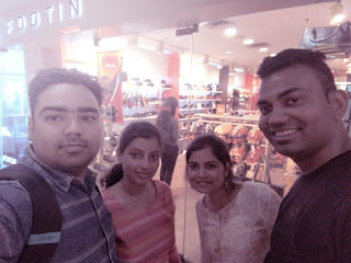 Amit Kumar at Footin, Sahara Mall,  photos