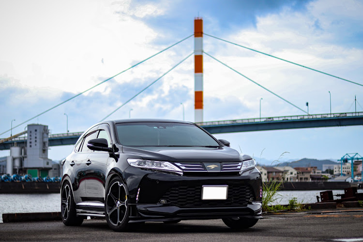 ハリアーのお盆休み・車高調・fcl・撮影スポットに関するカスタム事例の投稿画像1枚目