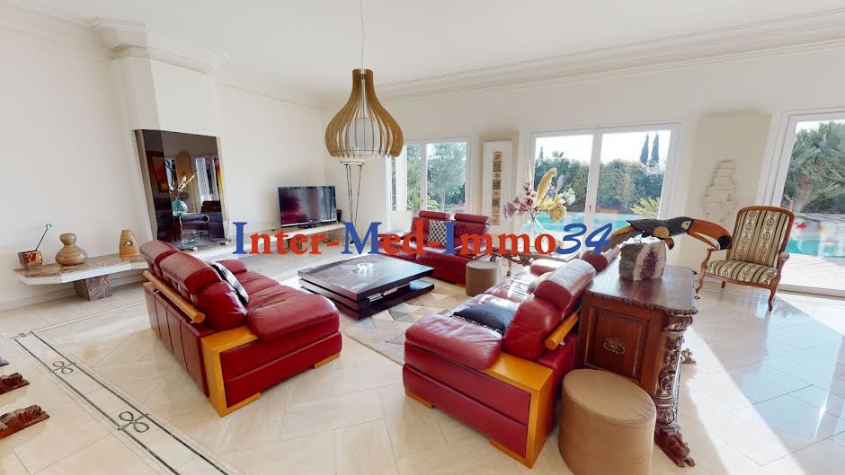 Vente villa 7 pièces 237 m² à Agde (34300), 1 090 000 €