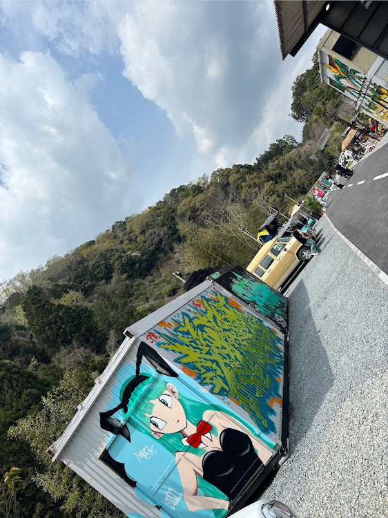 ハイエースバンのHONEST・stoked・黒バンパー・オイル交換に関するカスタム事例の投稿画像4枚目