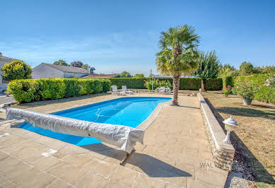 House with pool and terrace 19