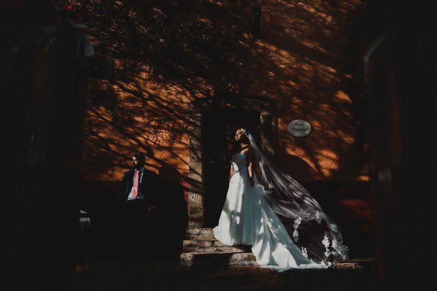 Fotografo di matrimoni Adan Martin (adanmartin). Foto del 12 febbraio 2018