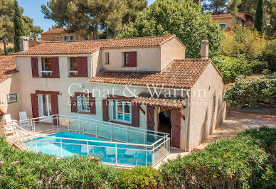 Villa with pool and terrace 3