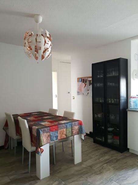 Location meublée appartement 3 pièces 58 m² à Villeurbanne (69100), 985 €