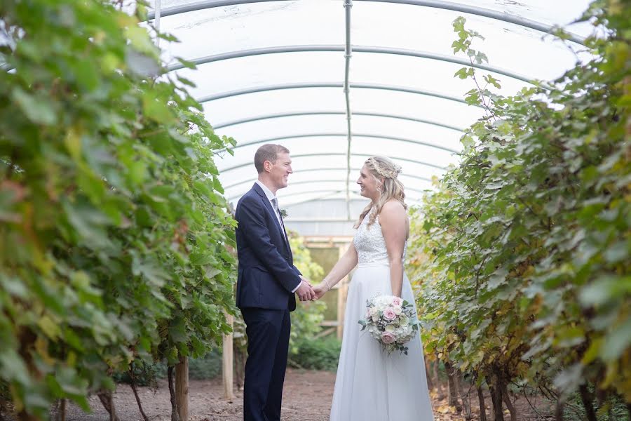 Fotograf ślubny Tom Robinson (tomrobinsonphoto). Zdjęcie z 18 maja 2023