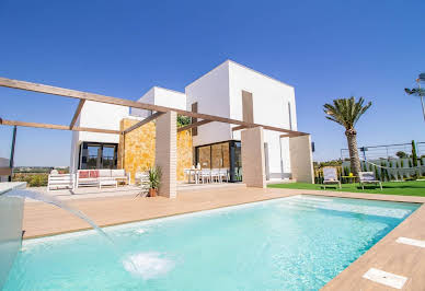 Villa avec piscine et terrasse 8