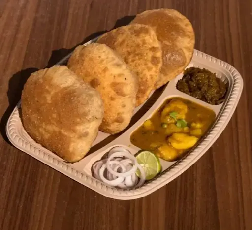 Aloo Poori Combo [4 Poori]