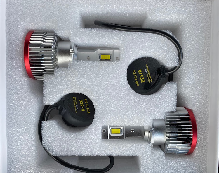 エルグランドのHID to LED・ロービーム LED化に関するカスタム事例の投稿画像2枚目