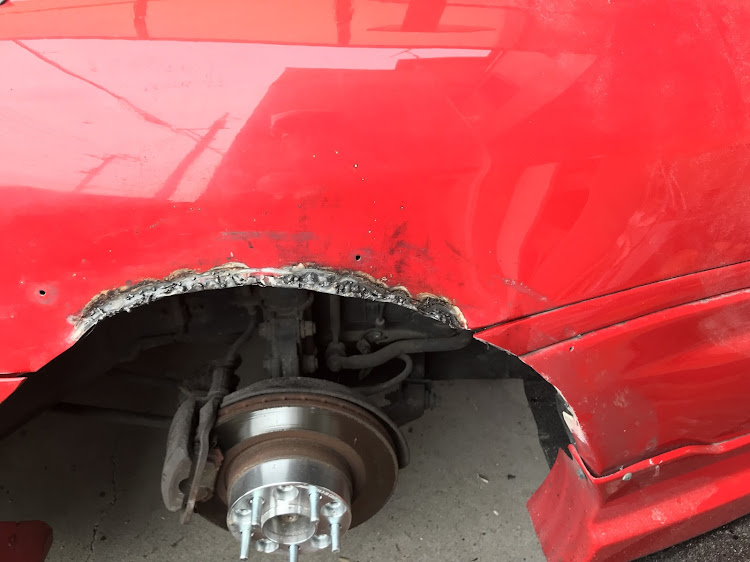 MR2のDIY・レッドメモリー・タイヤハウス加工・MR2・配線修理に関するカスタム事例の投稿画像12枚目