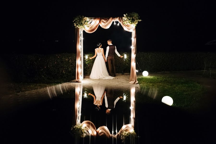 Wedding photographer Anton Bakaryuk (bakaruk). Photo of 2 December 2018