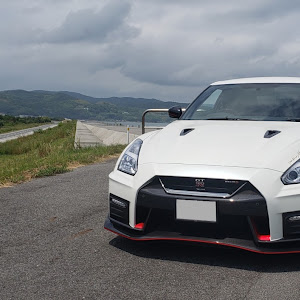 NISSAN GT-R R35