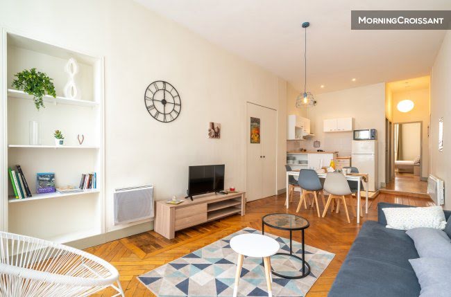 Location meublée appartement 1 pièce 63 m² à Nantes (44000), 1 750 €