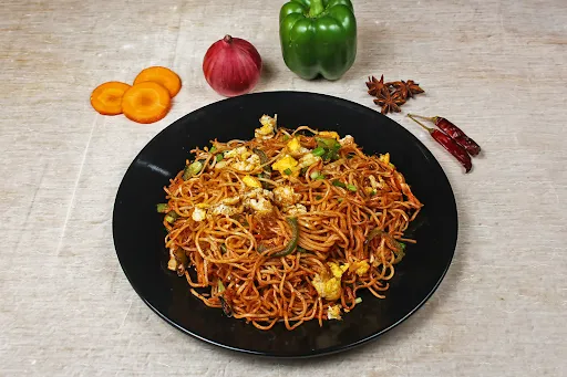 Egg Schezwan Noodles