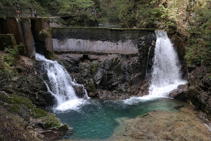 ESLOVENIA EN VERDE Y TURQUESA + VENECIA DE POSTRE - Blogs de Eslovenia - LAGO BLED Y GARGANTA VINGTAR (5)