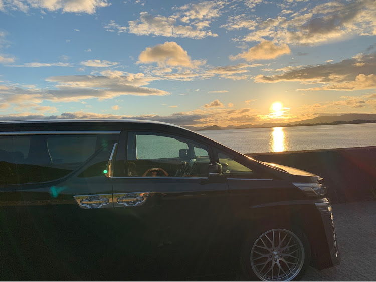 ヴェルファイアのwakaさんが投稿したカスタム事例の投稿画像2枚目