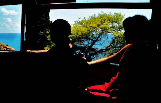 Sull'autobus di supermaio