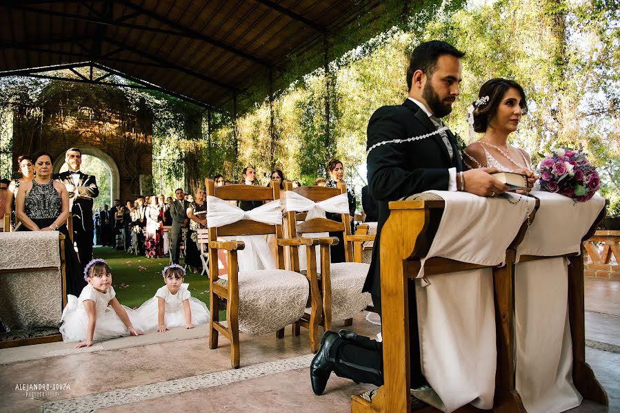 Wedding photographer Alejandro Souza (alejandrosouza). Photo of 15 March 2019