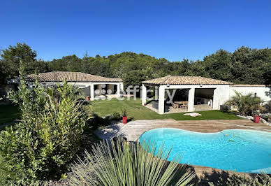 House with pool and terrace 2