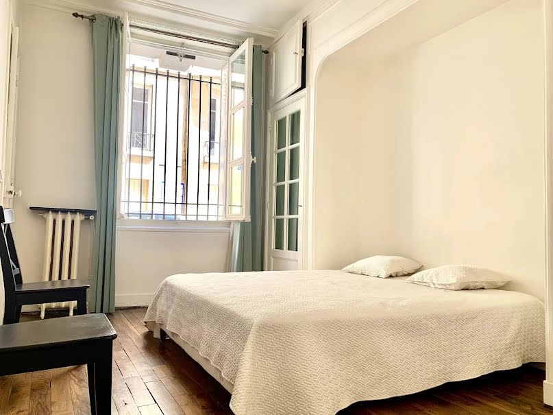 Location meublée appartement 2 pièces 49 m² à Paris 7ème (75007), 1 800 €