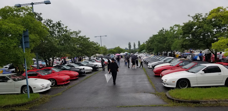 RX-7のRX-7・FC3Cカブリオレ・遊ぼう会・玉名市クラシックカーフェスティバル・広島ロータリーミーティングに関するカスタム事例の投稿画像13枚目
