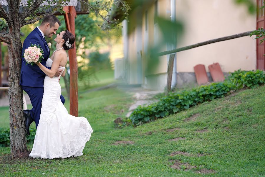 Hochzeitsfotograf Anger Zoltán (anzeephoto). Foto vom 16. April 2020