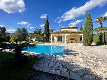 villa à Grimaud (83)