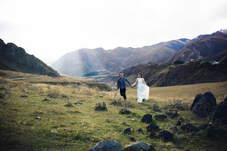 Wedding photographer Zhenya Istinova (mrsnobody). Photo of 23 October 2016