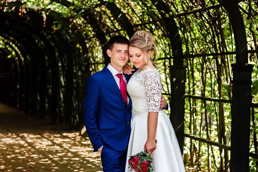 Fotógrafo de casamento Inessa Grushko (vanes). Foto de 3 de março 2019