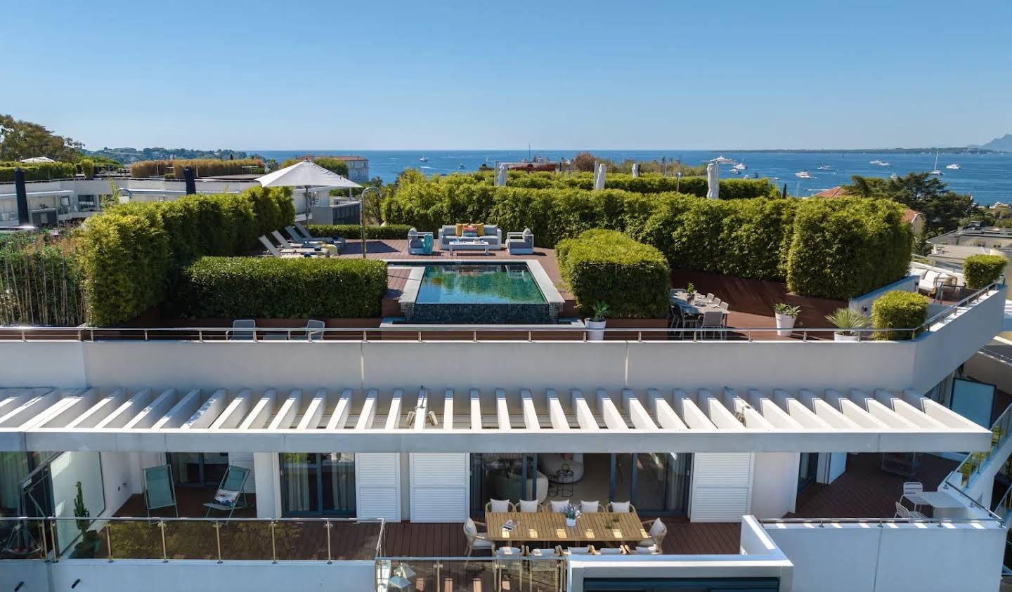 Appartement avec terrasse et piscine Antibes