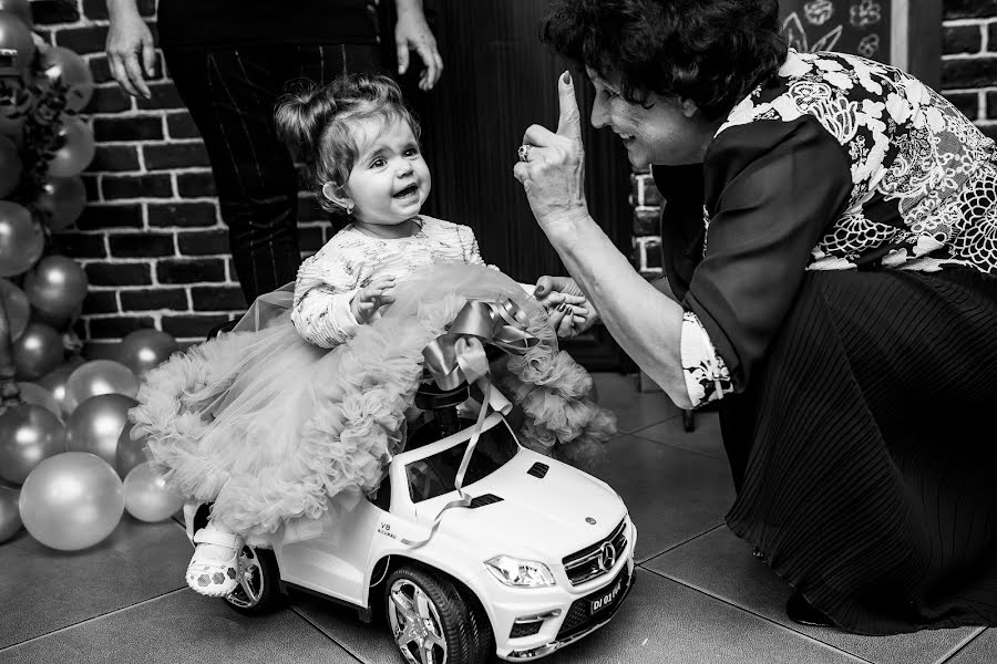 Fotografo di matrimoni Florin Belega (belega). Foto del 22 marzo 2019