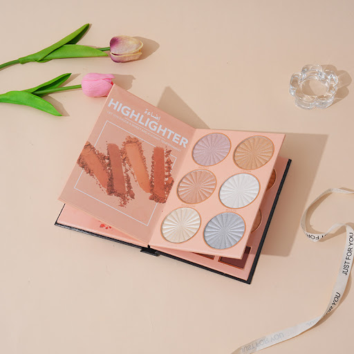 Title 22, Ensemble de Maquillage Fard à Paupières Livre, ...