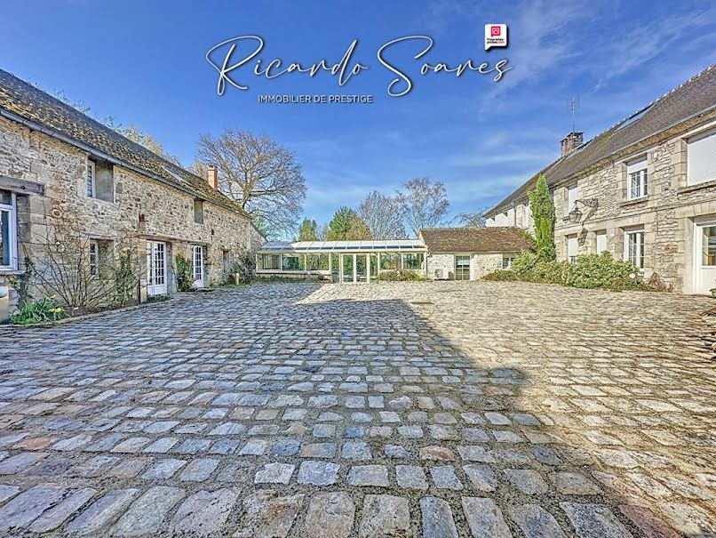 Vente propriété 10 pièces 500 m² à Senlis (60300), 1 135 000 €