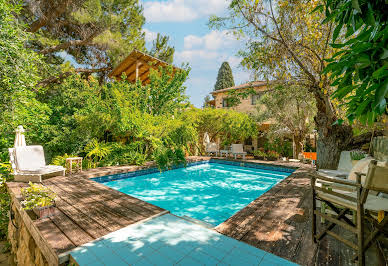 Maison avec piscine et jardin 2