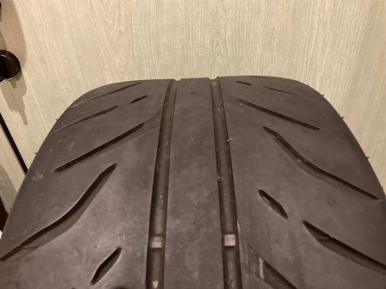 スカイライン GT-Rのタイヤ・売りたい・販売・265/35R18・GT-Rサイズに関するカスタム事例の投稿画像7枚目
