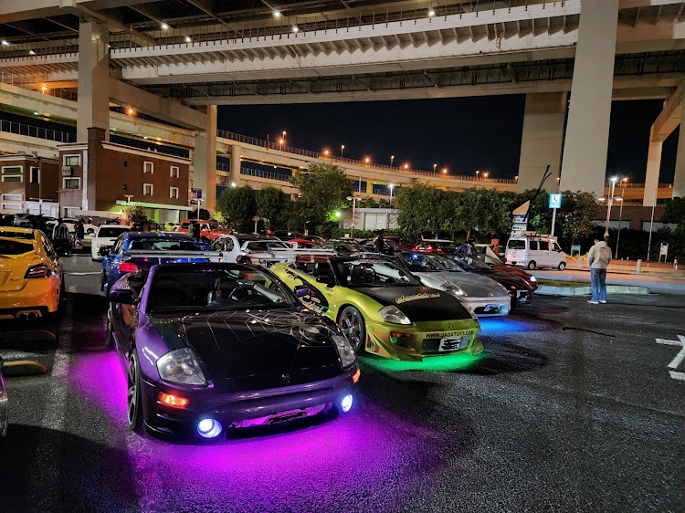 エクリプスの#ワイスピ・#ナイトミーティング・＃スポコン・みんなのお気に入り芳香剤が見たい・#車好きと繋がりたいに関するカスタム事例の投稿画像1枚目