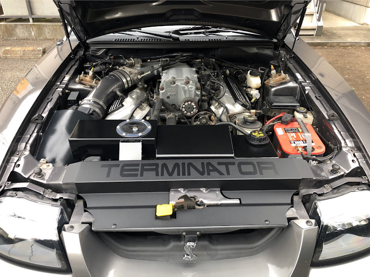 マスタングSVTコブラのSVT cobra・エンジンルームに関するカスタム事例の投稿画像1枚目