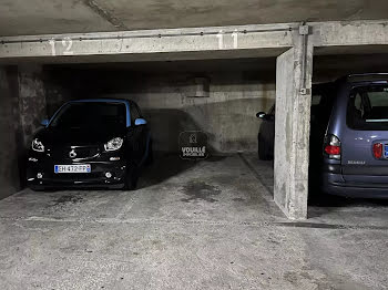 parking à Paris 15ème (75)