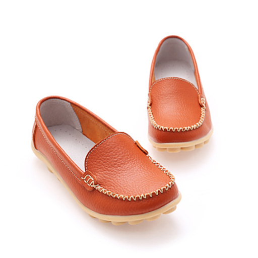 Title 2, Flat shoes for middle-aged and elderly women. C...