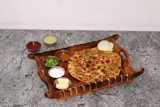 Aloo Matar Paratha