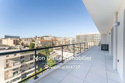 photo Apartment with terrace